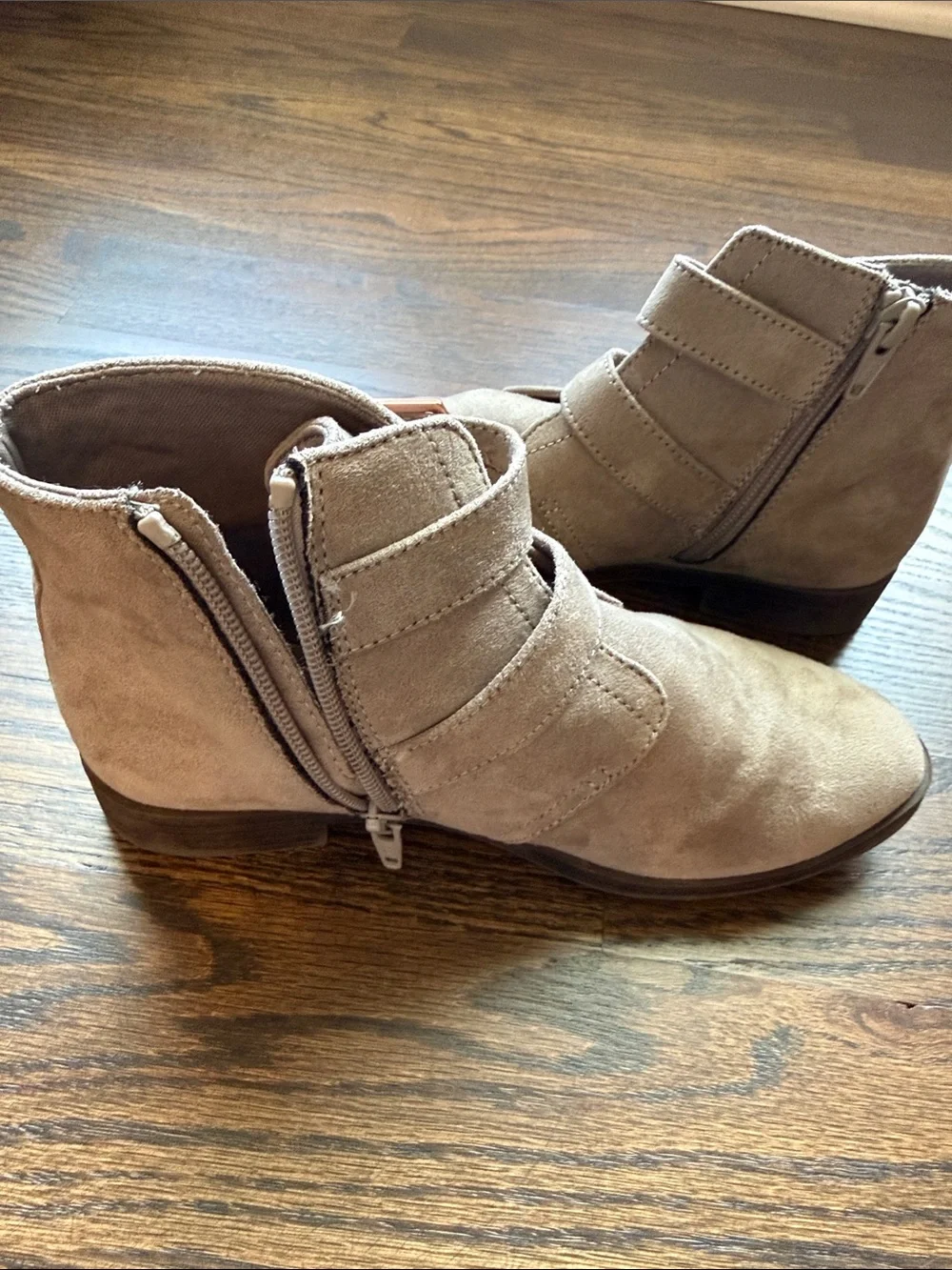 LIKE NEW Girls Taupe Suede Ankle Boots with Rose Gold Buckles